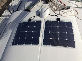 12V 110W λεπταίνουν την εύκαμπτη Monocrystalline ηλιακή ενότητα ηλιακών πλαισίων για τη βάρκα αυτοκινήτων