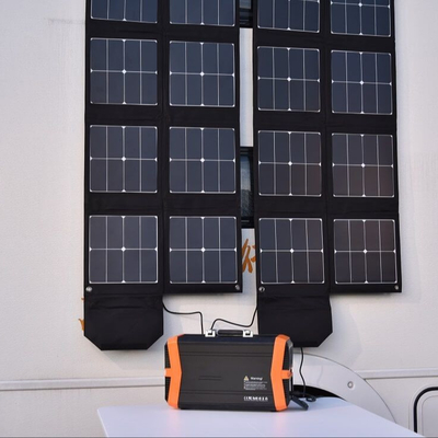 Φορητή κινητή τράπεζα 500 W γεννητριών στρατοπέδευσης σταθμών παραγωγής ηλεκτρικής ενέργειας ODM με το συνεχές ρεύμα USB εναλλασσόμενου ρεύματος
